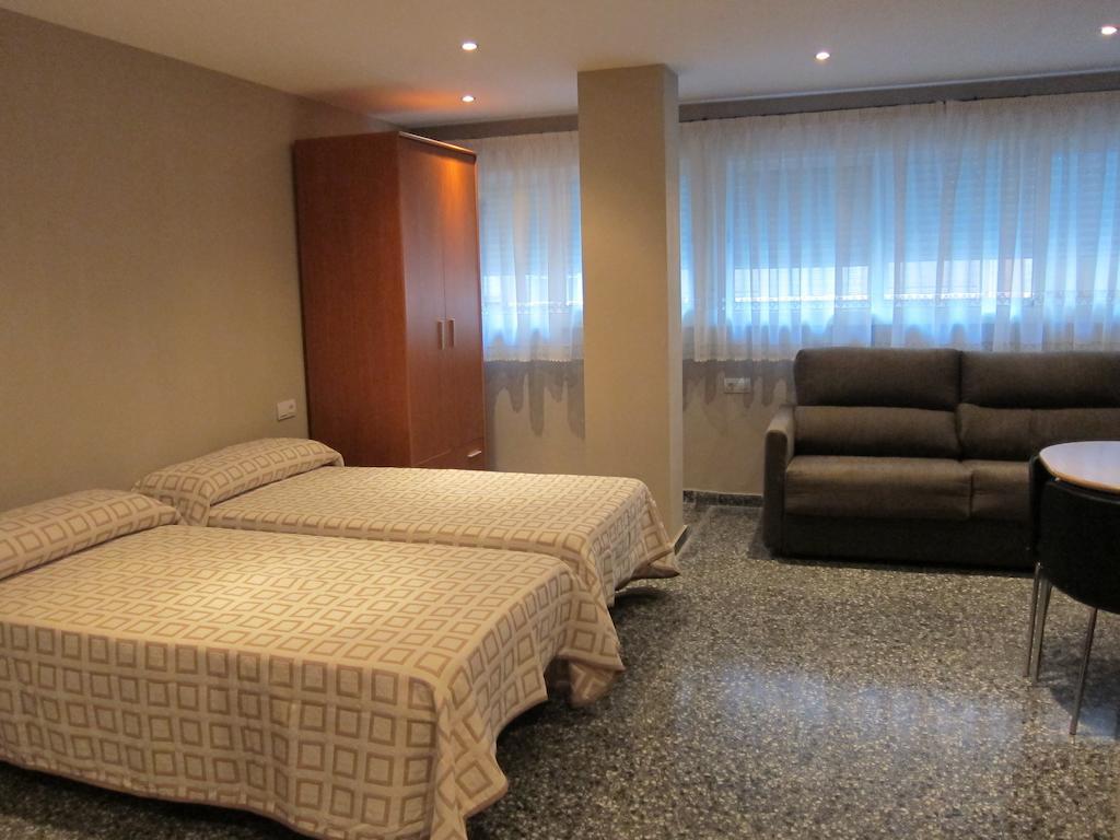 Apartamentos Abastos Valence Chambre photo